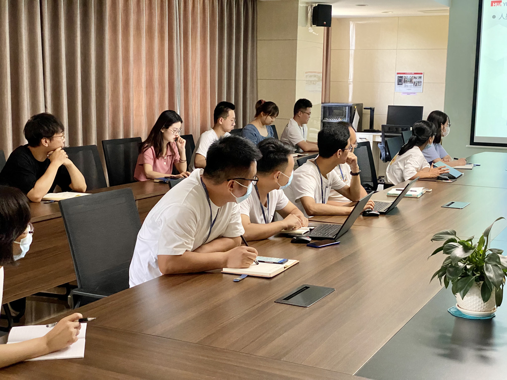 太阳成微电召开首期BPM专项培训交流会
