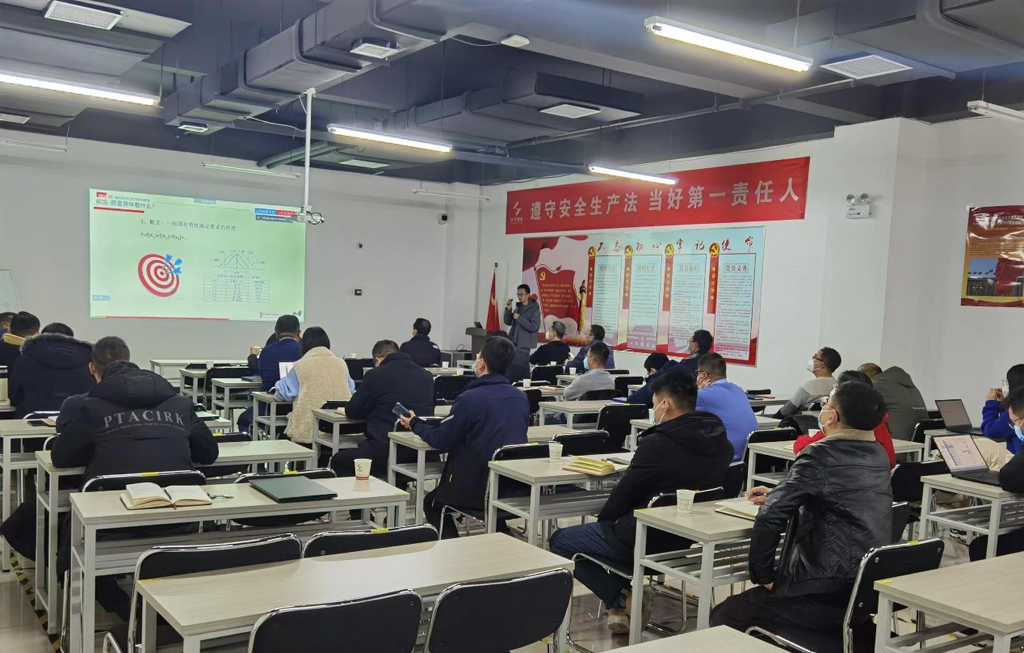 太阳成微电召开2022年度销售会议
